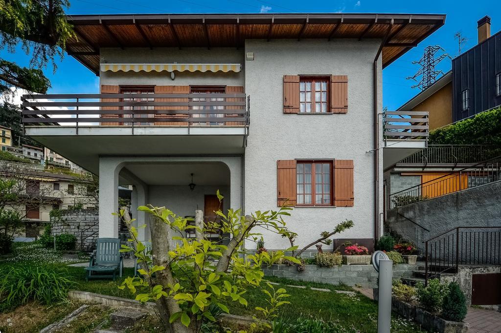 Villa Bianca Варена Стая снимка