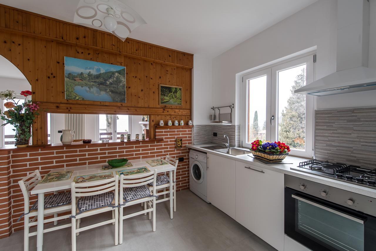Villa Bianca Варена Екстериор снимка