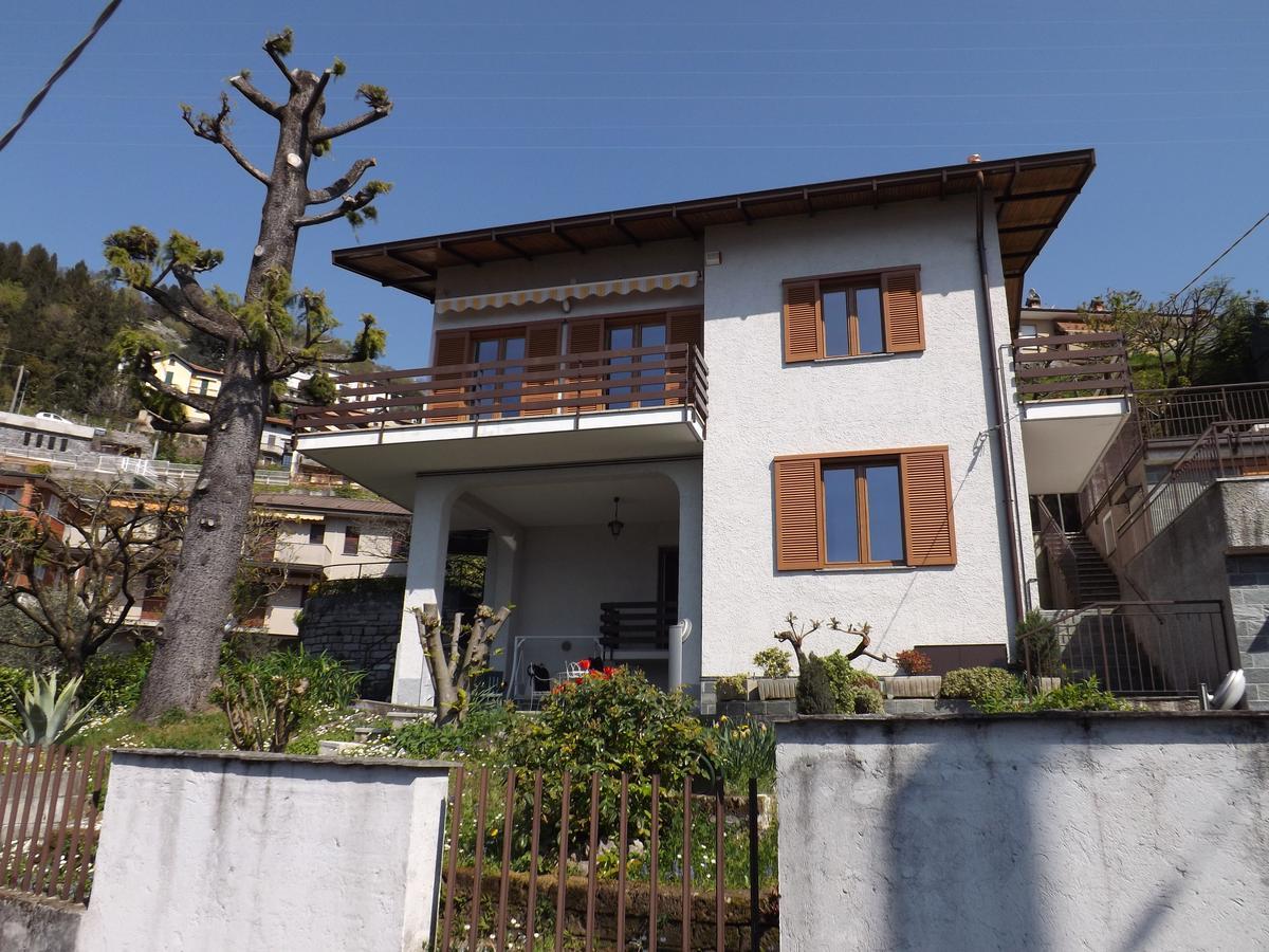 Villa Bianca Варена Екстериор снимка